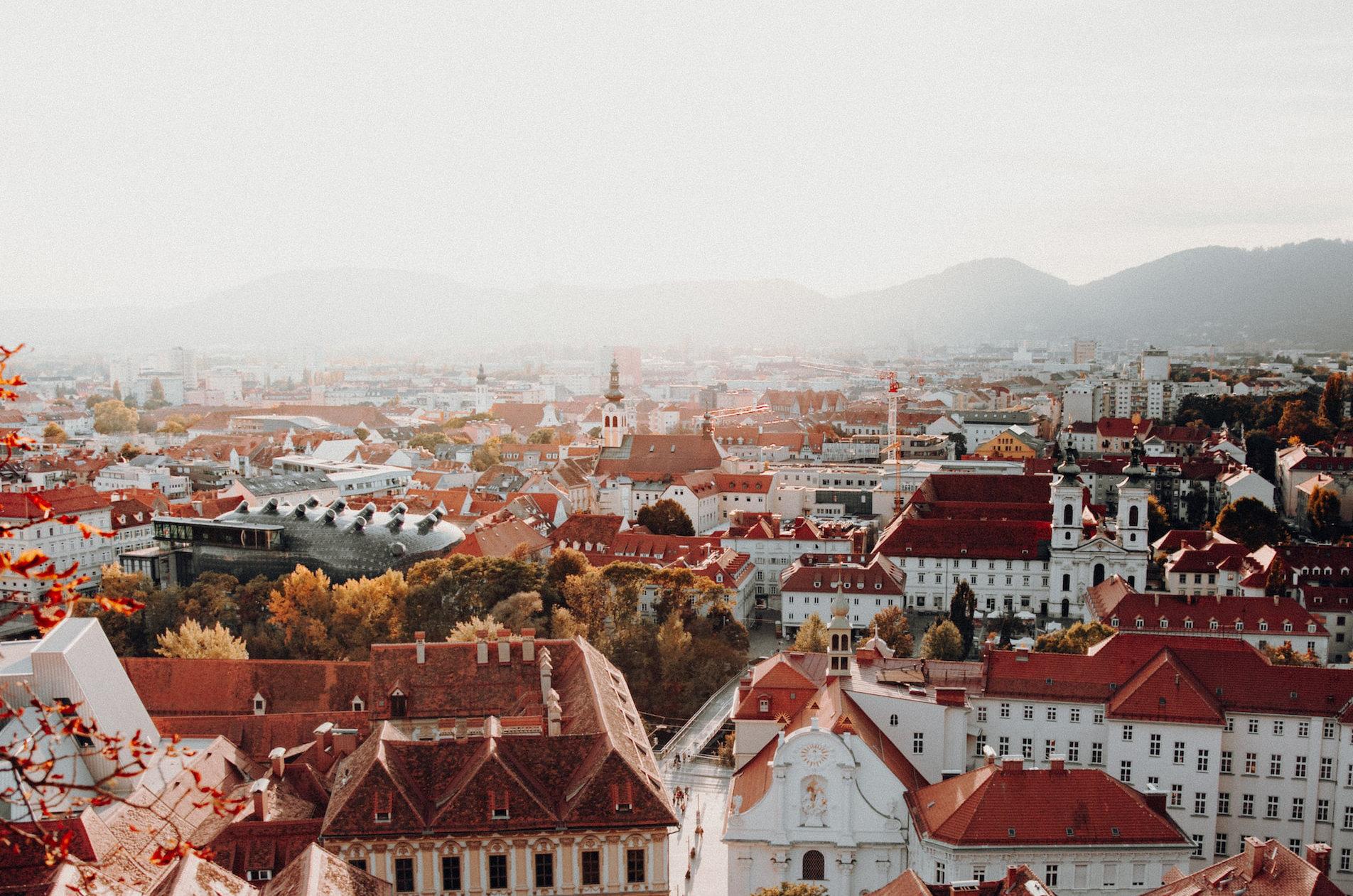 daniel-j-schwarz-wjnyRVZA9WE-unsplash Achtsamkeitstrainings Esther Sattler Graz